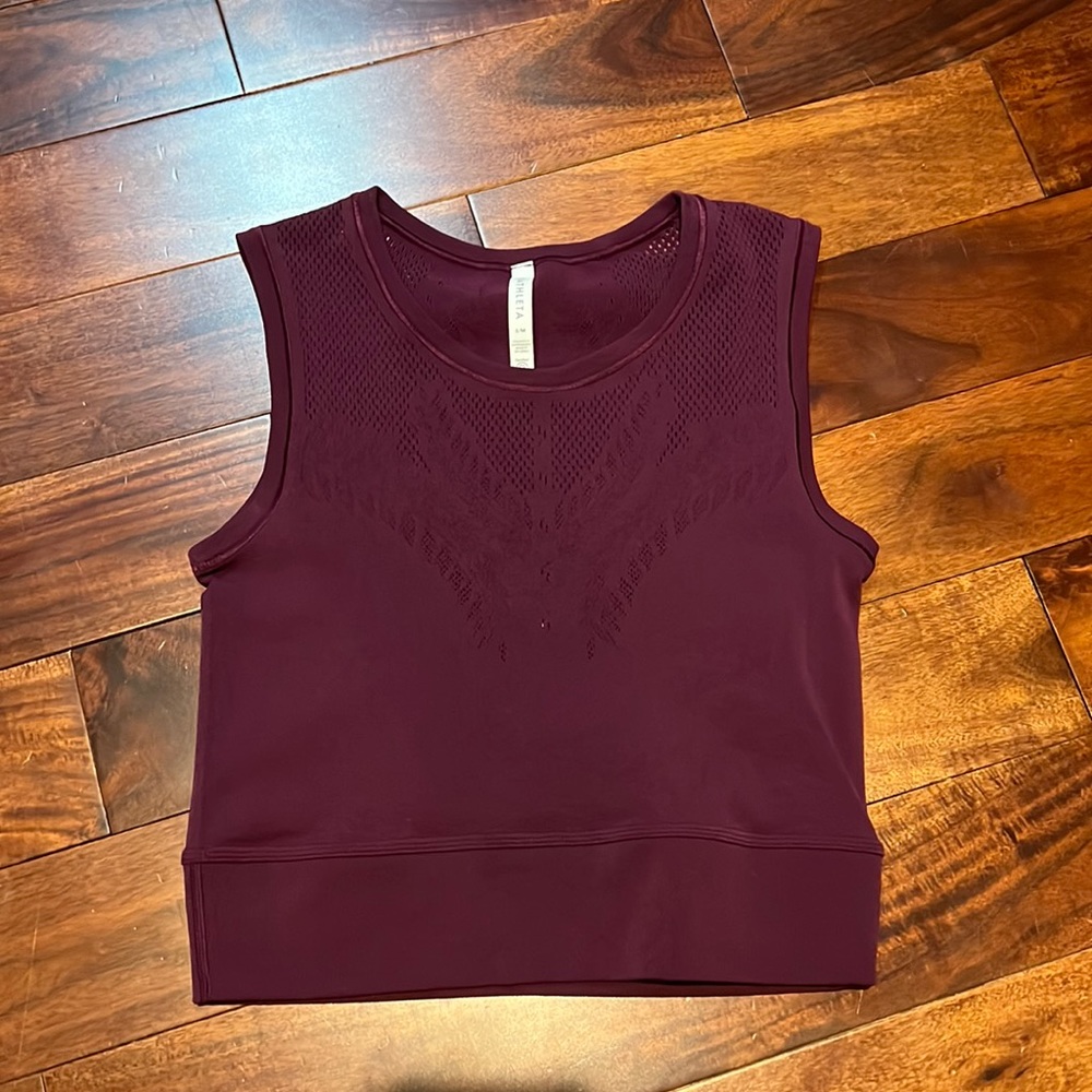 Athleta crop top!!